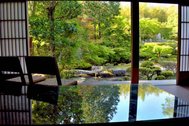 一度は訪れたい！いすに座って絶景が眺められるスポット7選