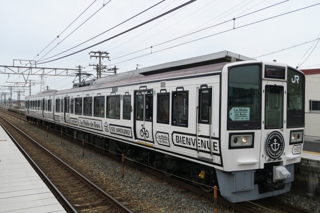 旅気分を盛り上げる観光列車！「ラ・マルせとうち」で、列車好きもグルメ好きもアート好きも大満足！