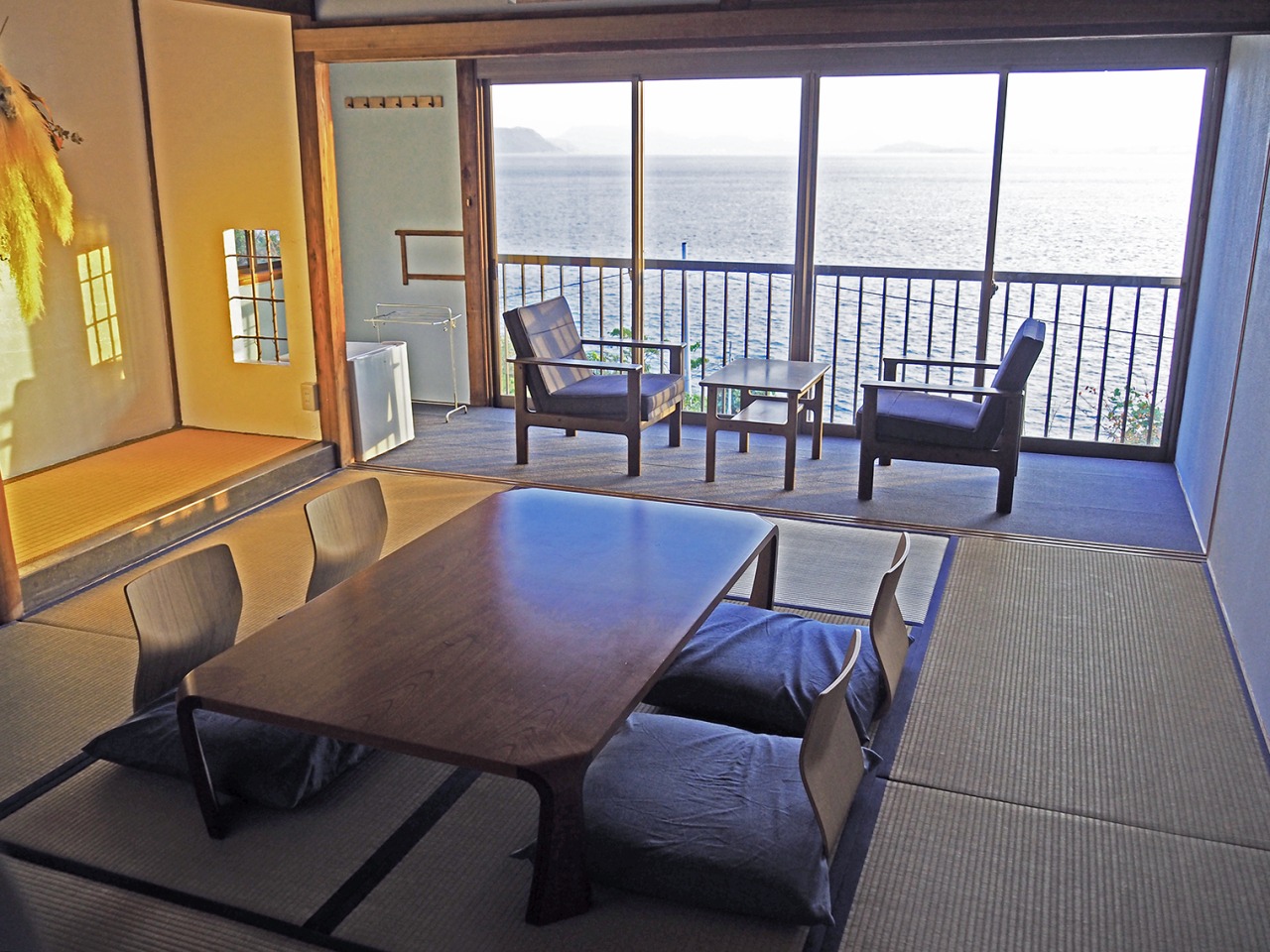 瀬戸内デニムが体感できるNEWスポット「DENIM HOSTEL float」に宿泊してきた!