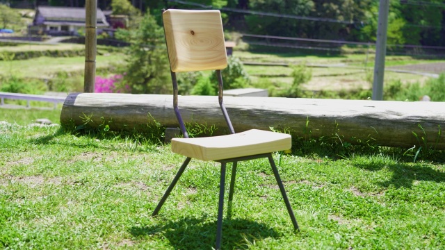 西粟倉村の工房で生まれる唯一無二のオーダーメイド品
