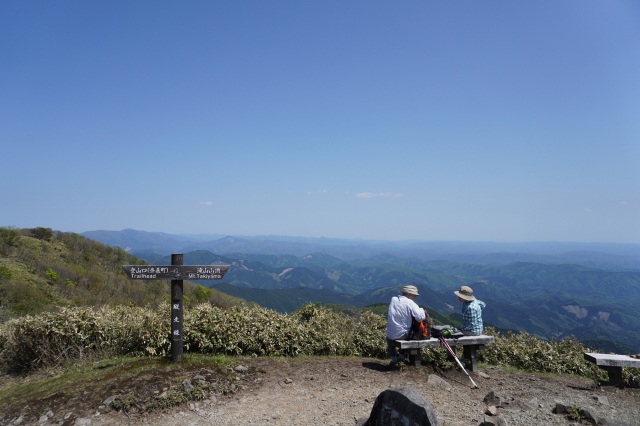 登山初心者におすすめ！那岐山の山頂からの360度の大パノラマ！