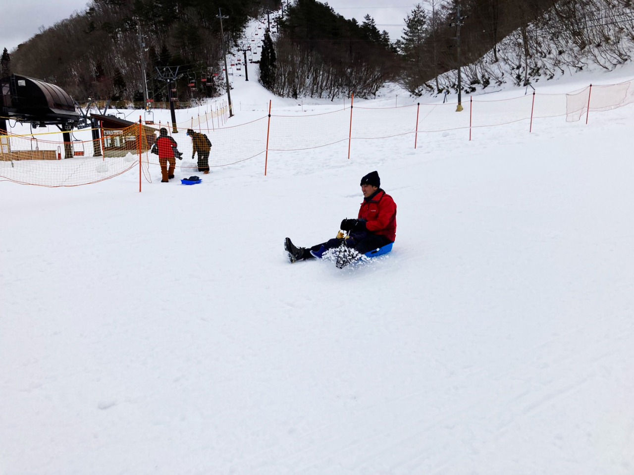 鏡野町の冬は「恩原高原スキー場」で雪遊び・そり滑り！