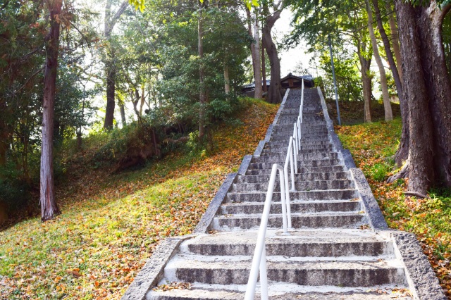 【岡山の古墳】市街地に眠る巨大な前方後円墳「神宮寺山古墳」に行ってみよう！（岡山市）