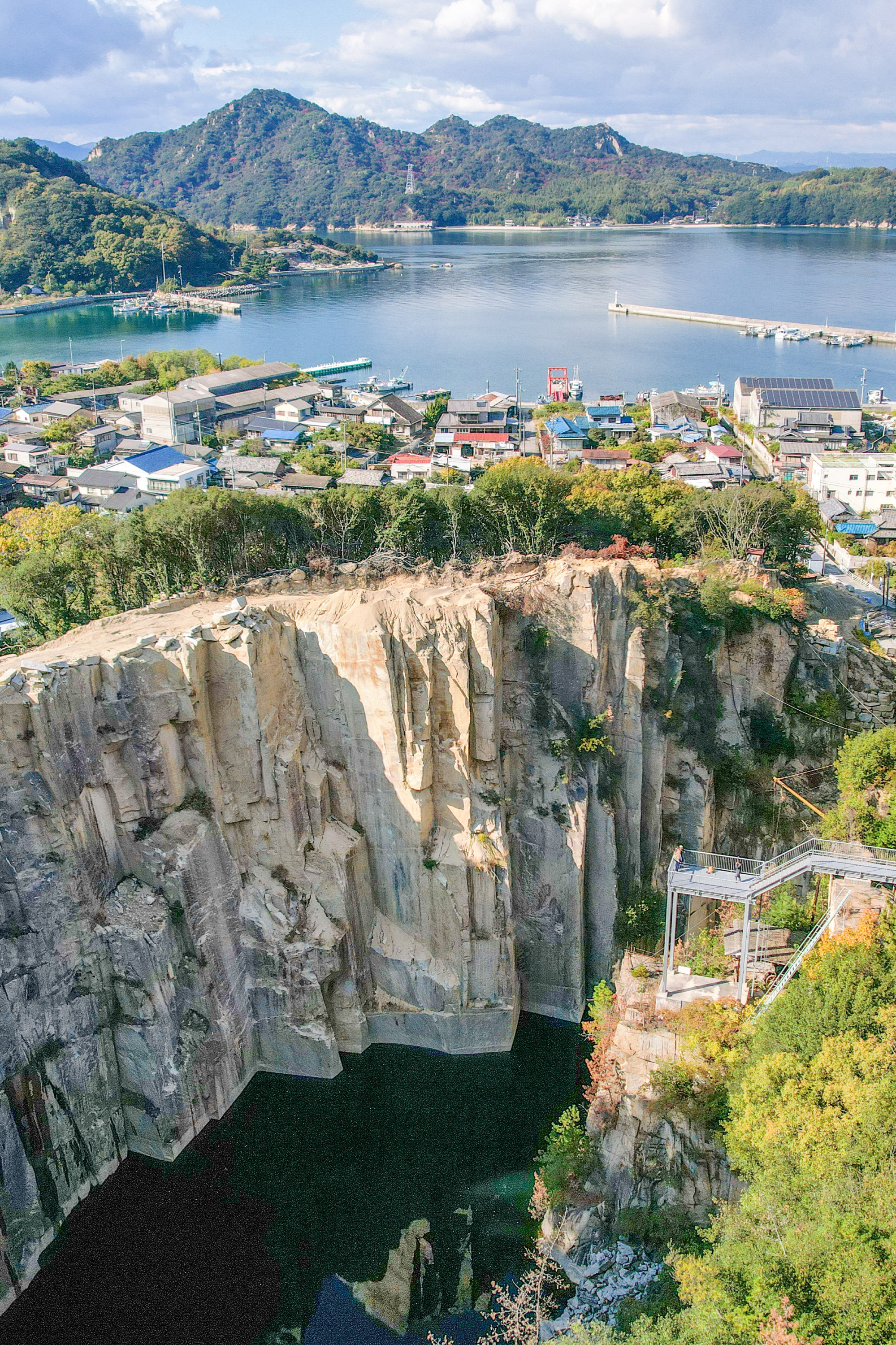 日本遺産に認定！「石の島」北木島～絶景と石の文化体験～（笠岡市）