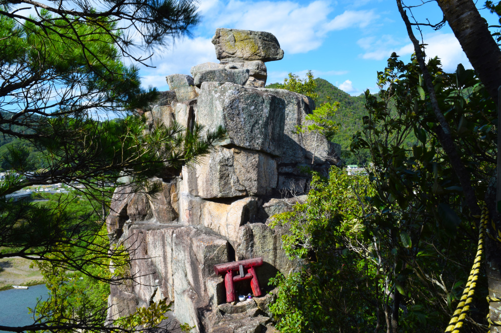 本殿がない！？ 岡山県で一風変わったご神体の神社を参拝してみよう！（備前市・総社市）