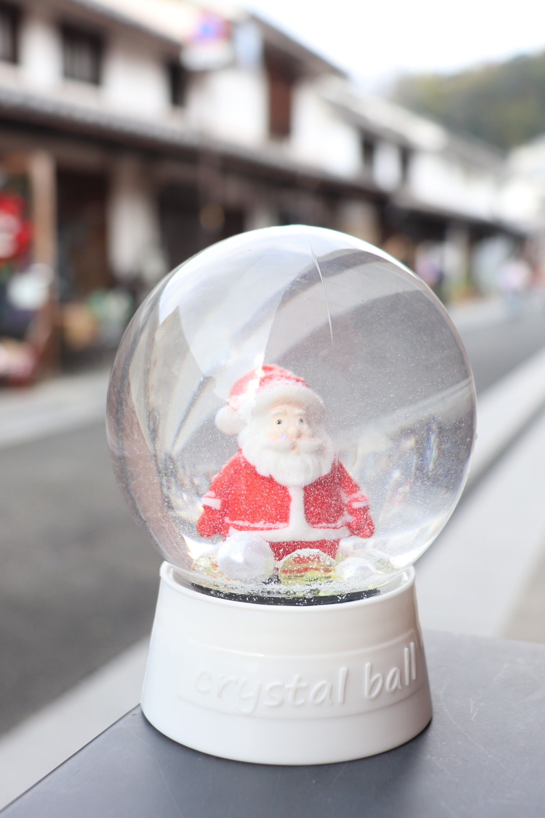 一年中Xmas!倉敷美観地区のクリスマス専門店でスノードーム作り