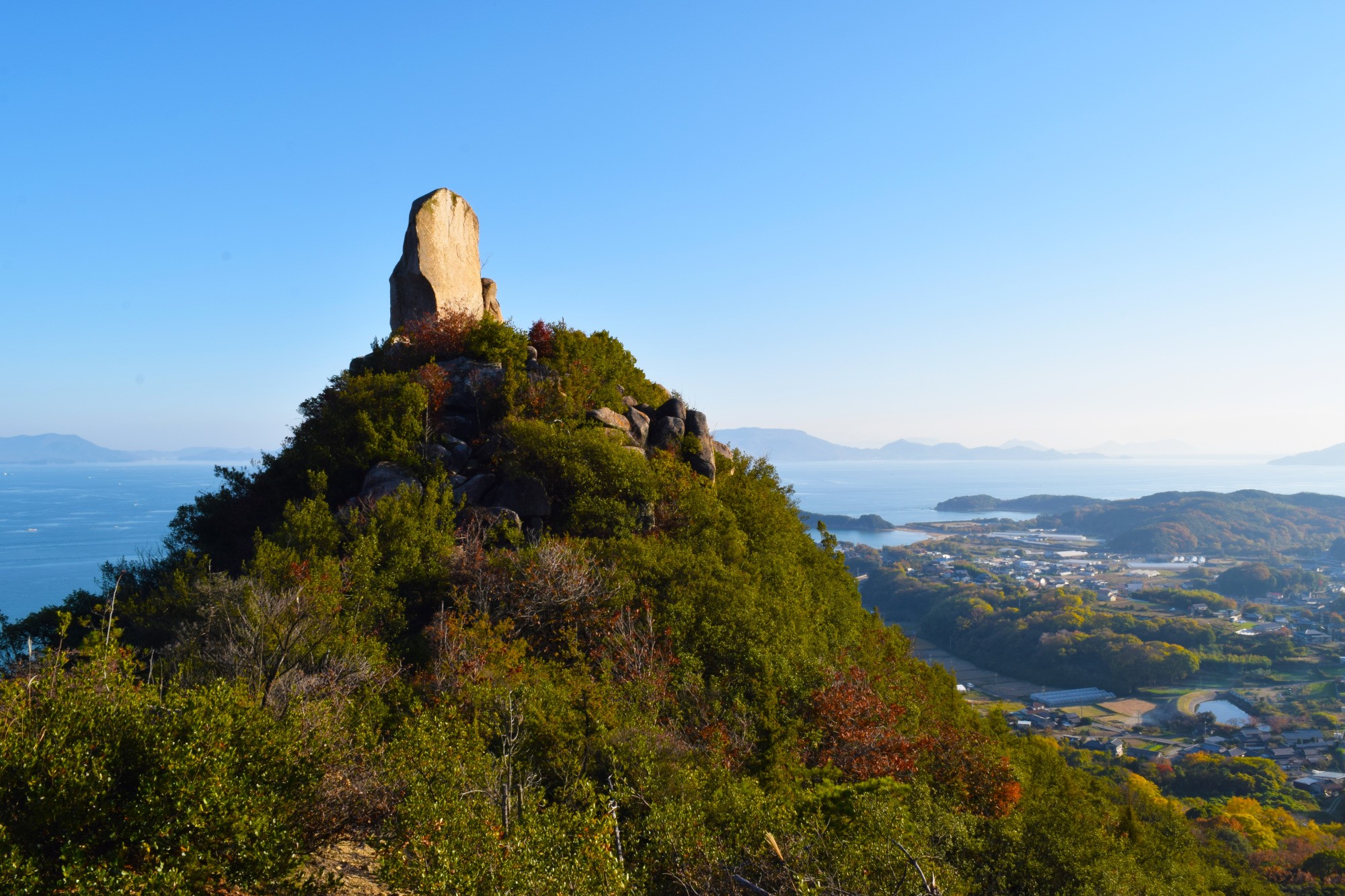 謎の古代遺跡？岡山を代表する巨石信仰の山「番田の立石」の実像に迫る！（玉野市）