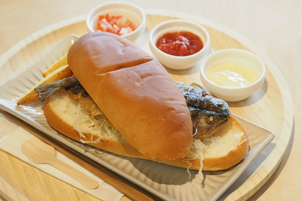 地域食材が光る岡山のご当地バーガー＆サンド6選。和牛・親鶏・ガラエビも！
