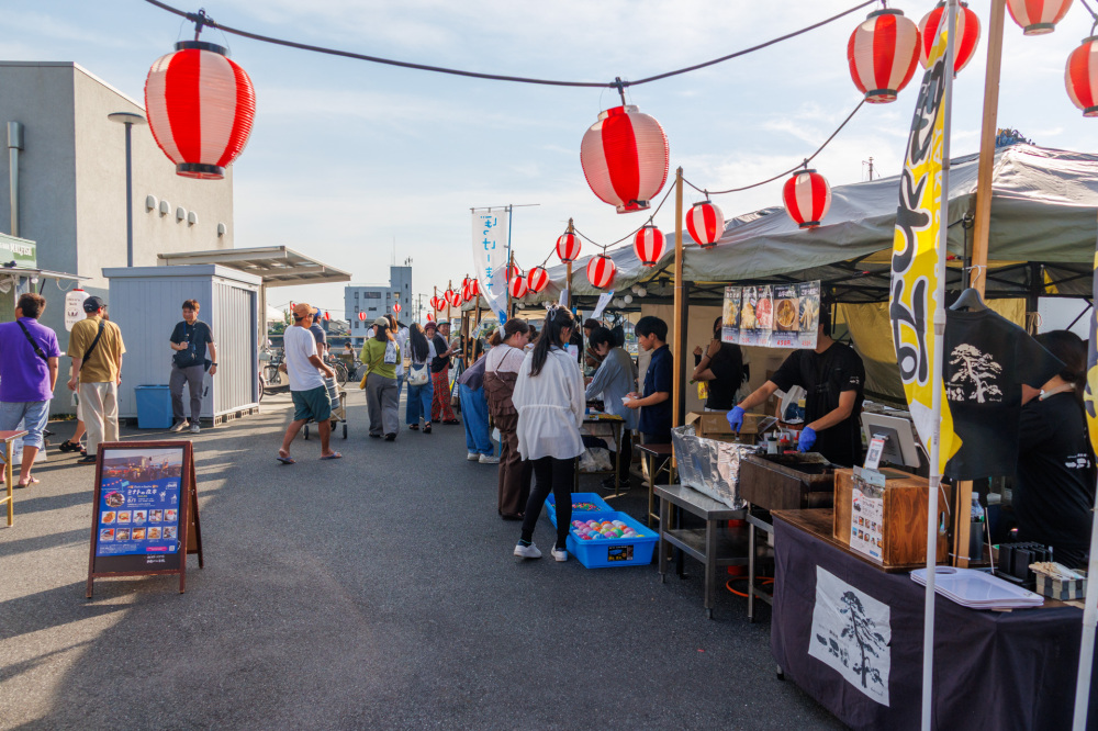 笠岡「ミナトの休日」は美味しいもの満載マルシェ。島への玄関口で不定期開催!駅からも歩いて行ける!