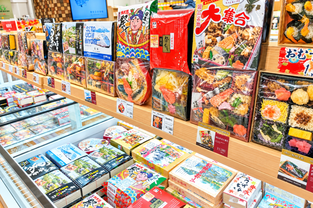 【2026年】JR岡山駅で買えるおすすめ駅弁5選。地元ライターが実食して紹介!