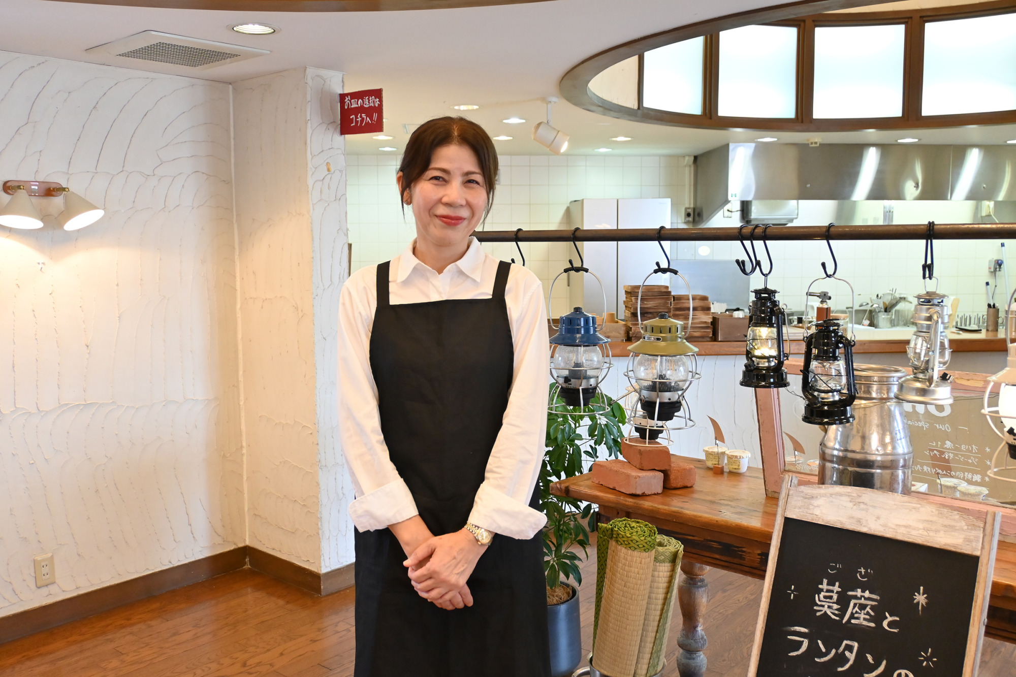 スタッフの坂本さん