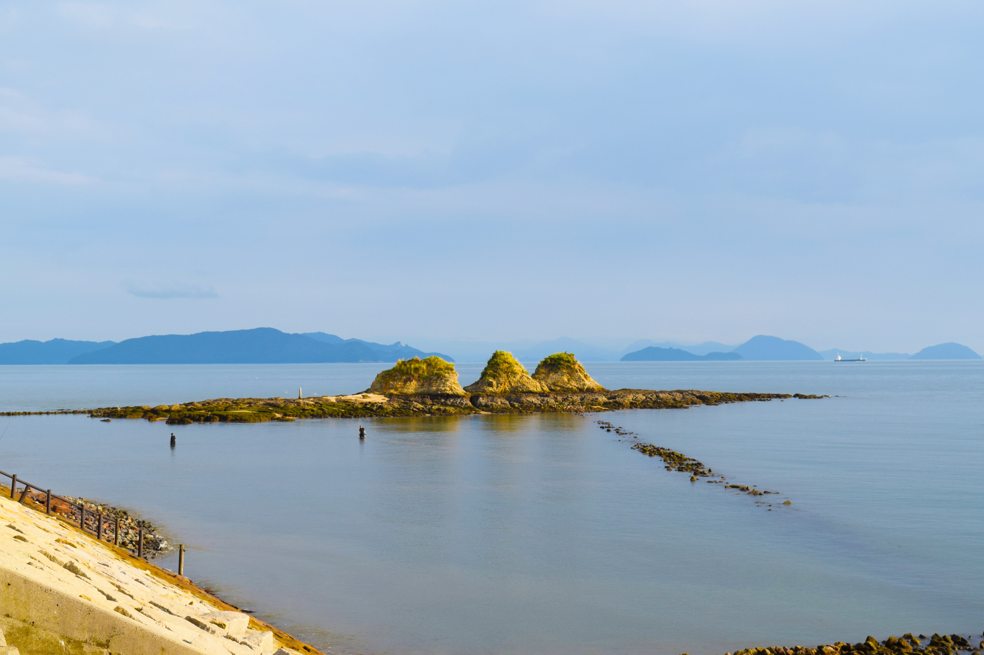 三ツ山（干潮時）