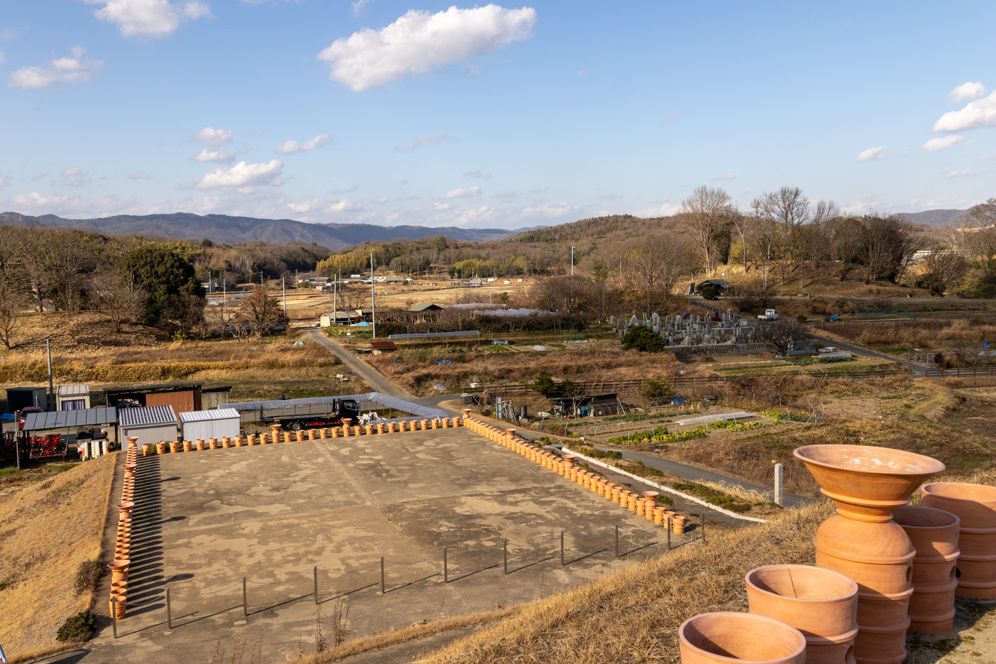 墳丘部からは前方部から造山古墳まで一望できます
