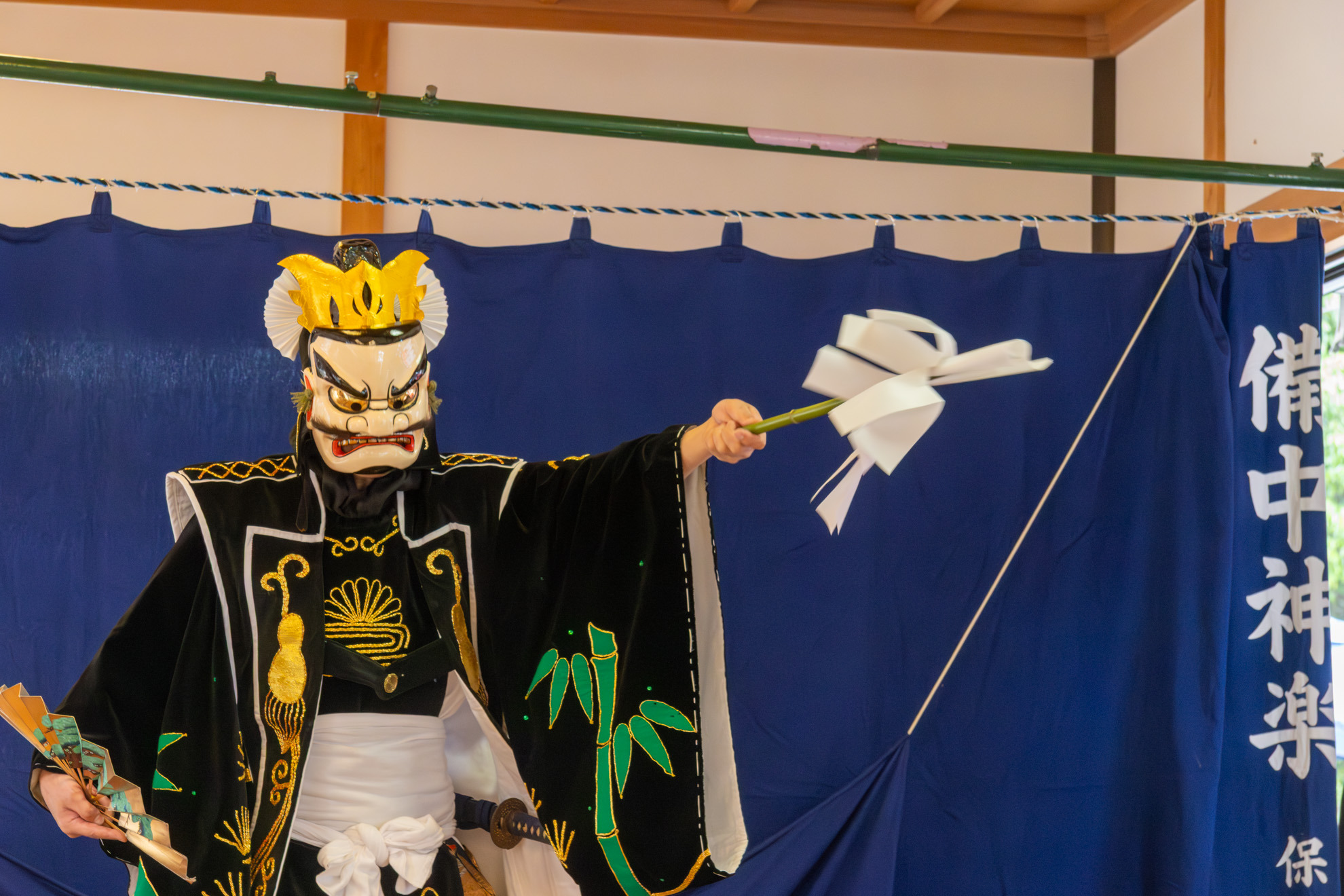 同じ素戔嗚尊でも、団体によって細かいディテールが変わってきます