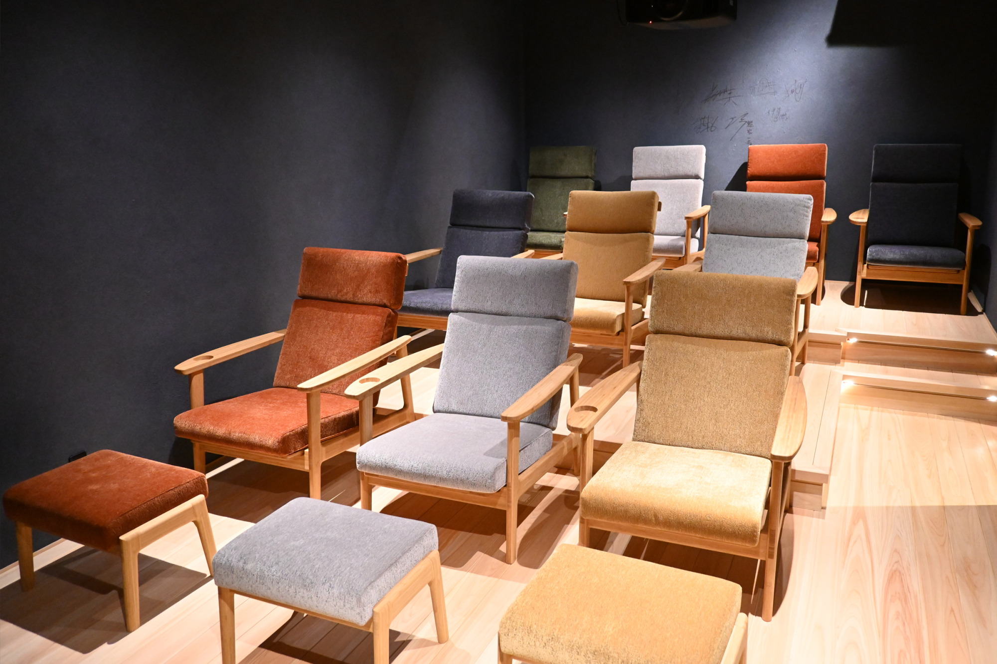 真備町の竹材を使用した椅子