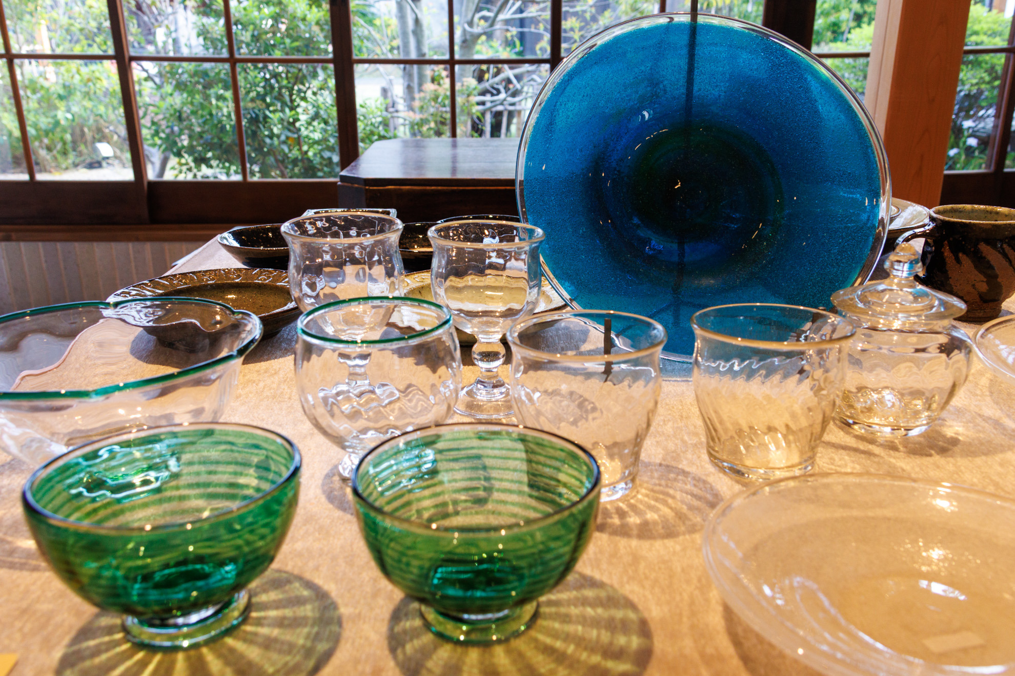 岡山市にある「三宅吹硝子工房」の作品