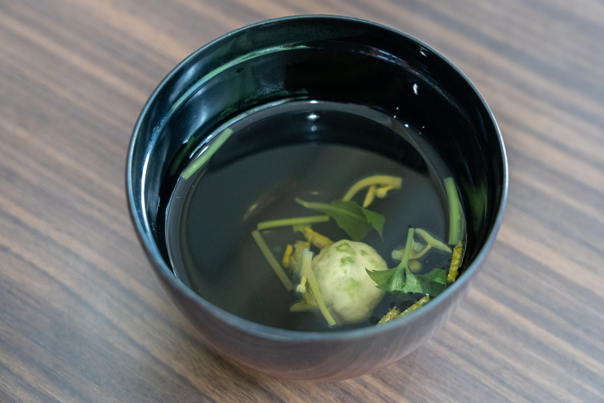 吸物