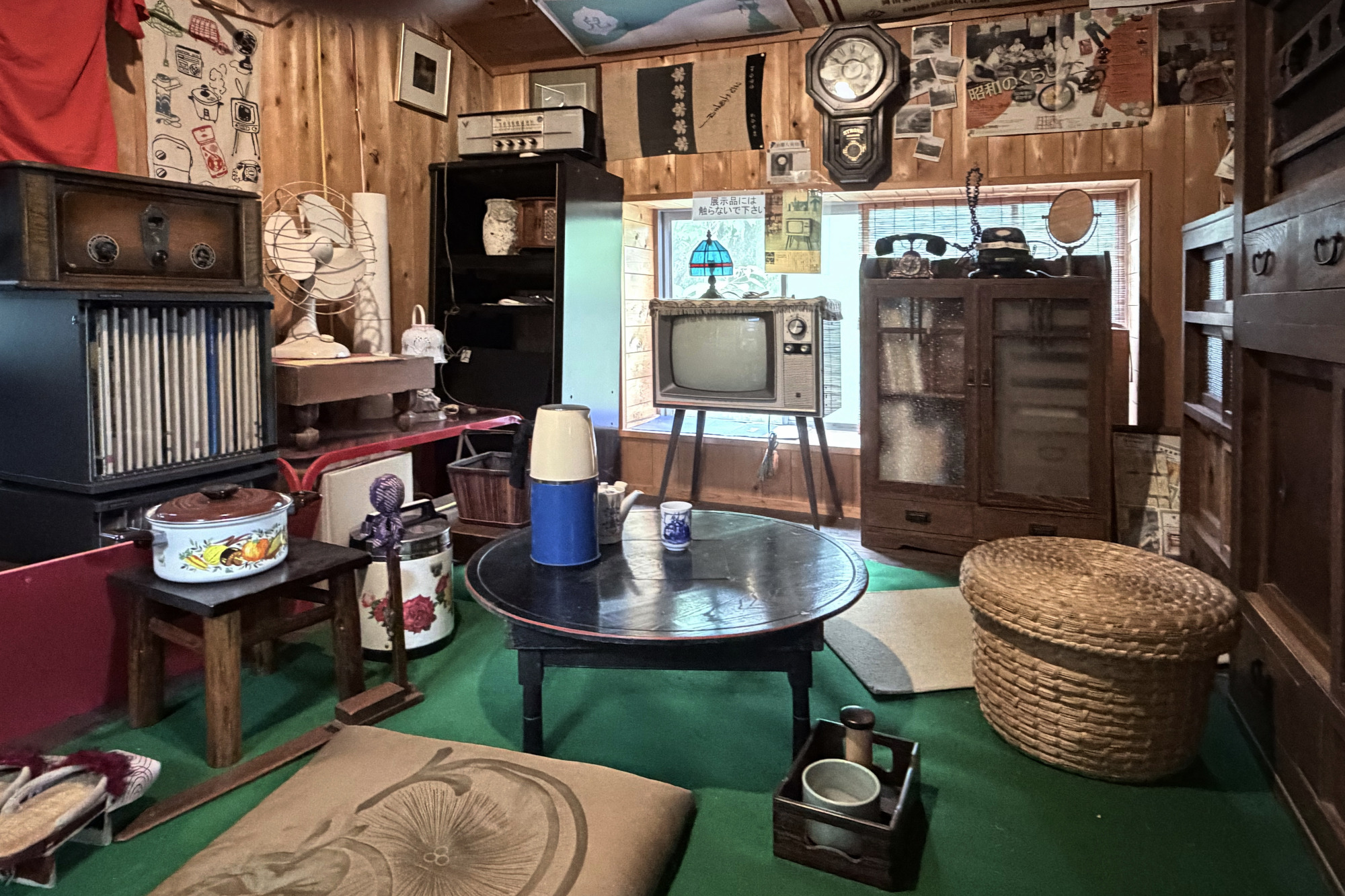 昭和の部屋にタイムスリップ