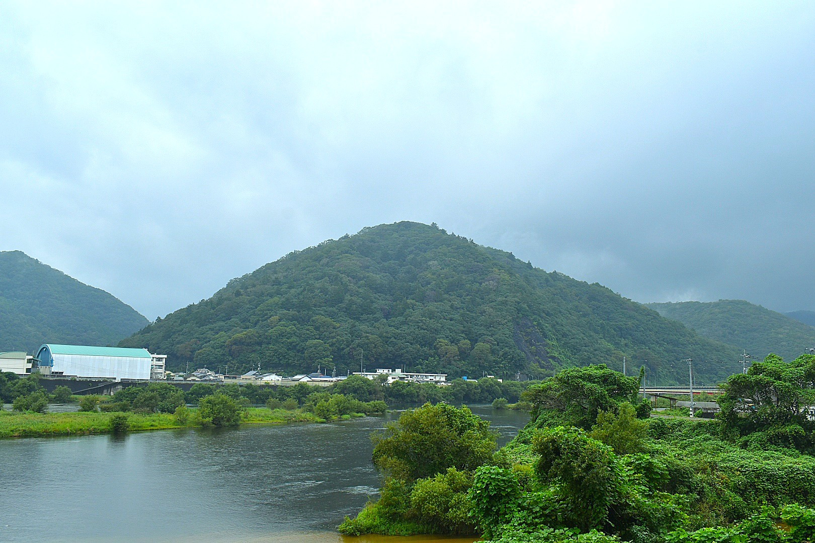 金川城遠景