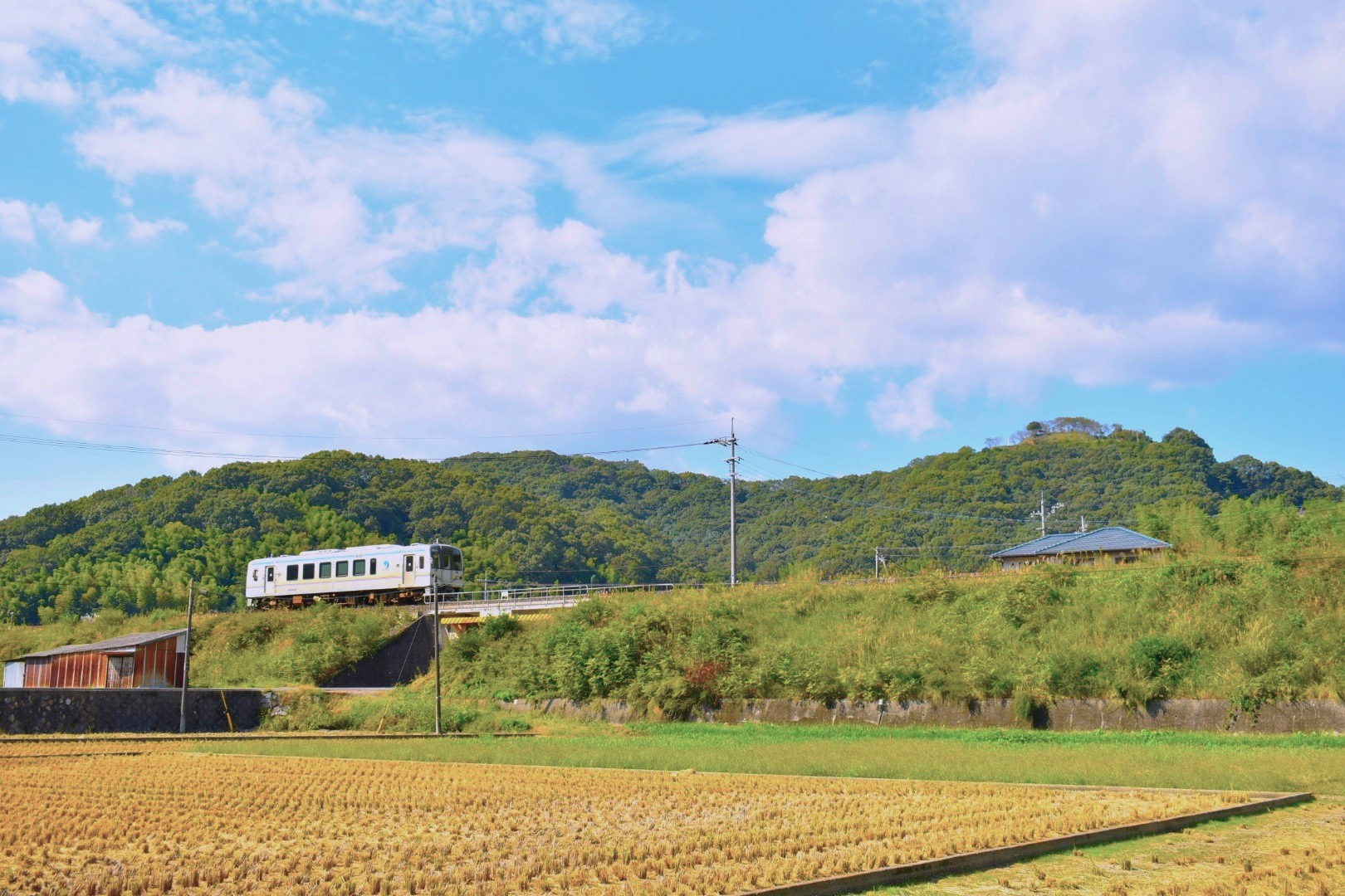井原鉄道と高越城