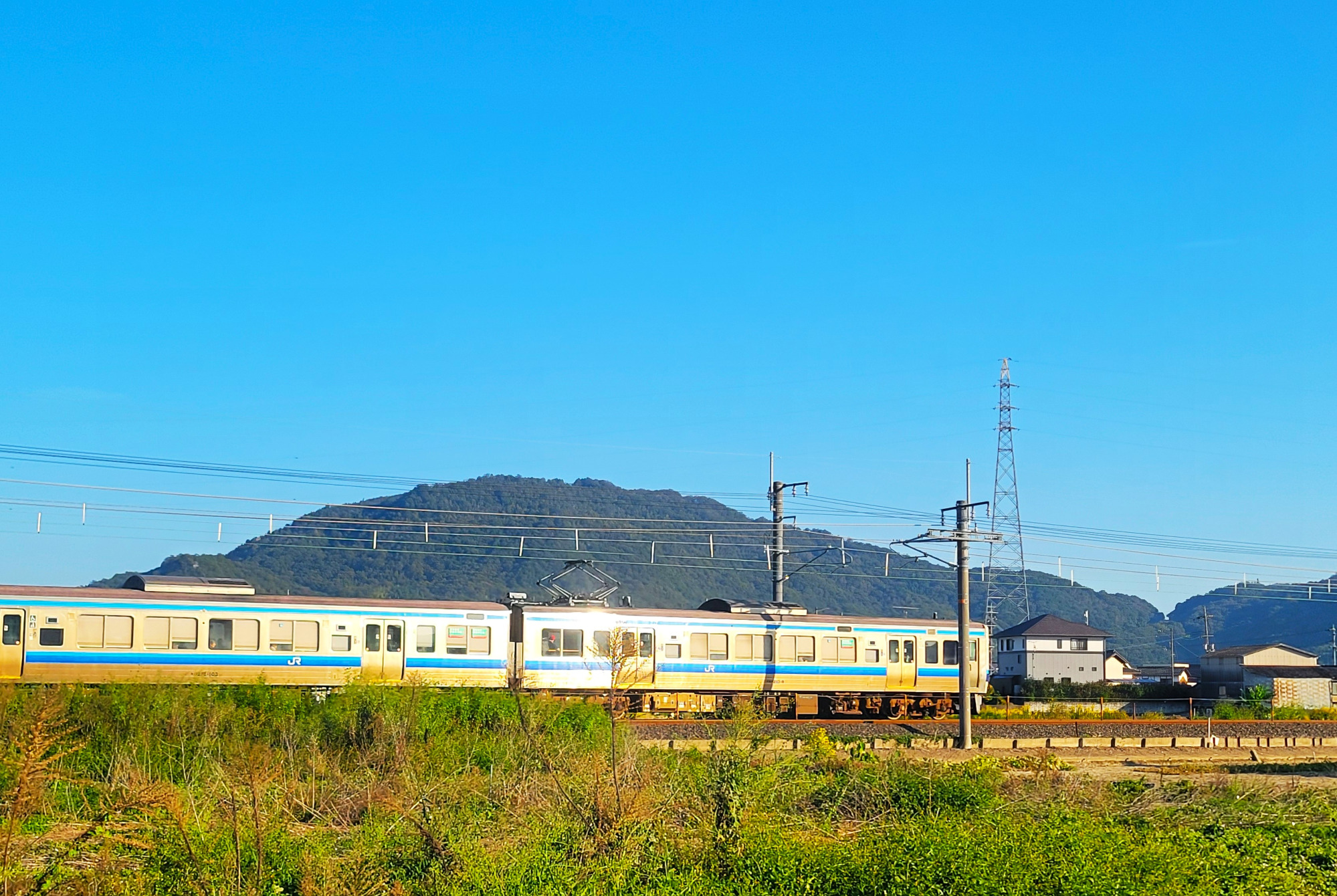 井原鉄道と福山・幸山城