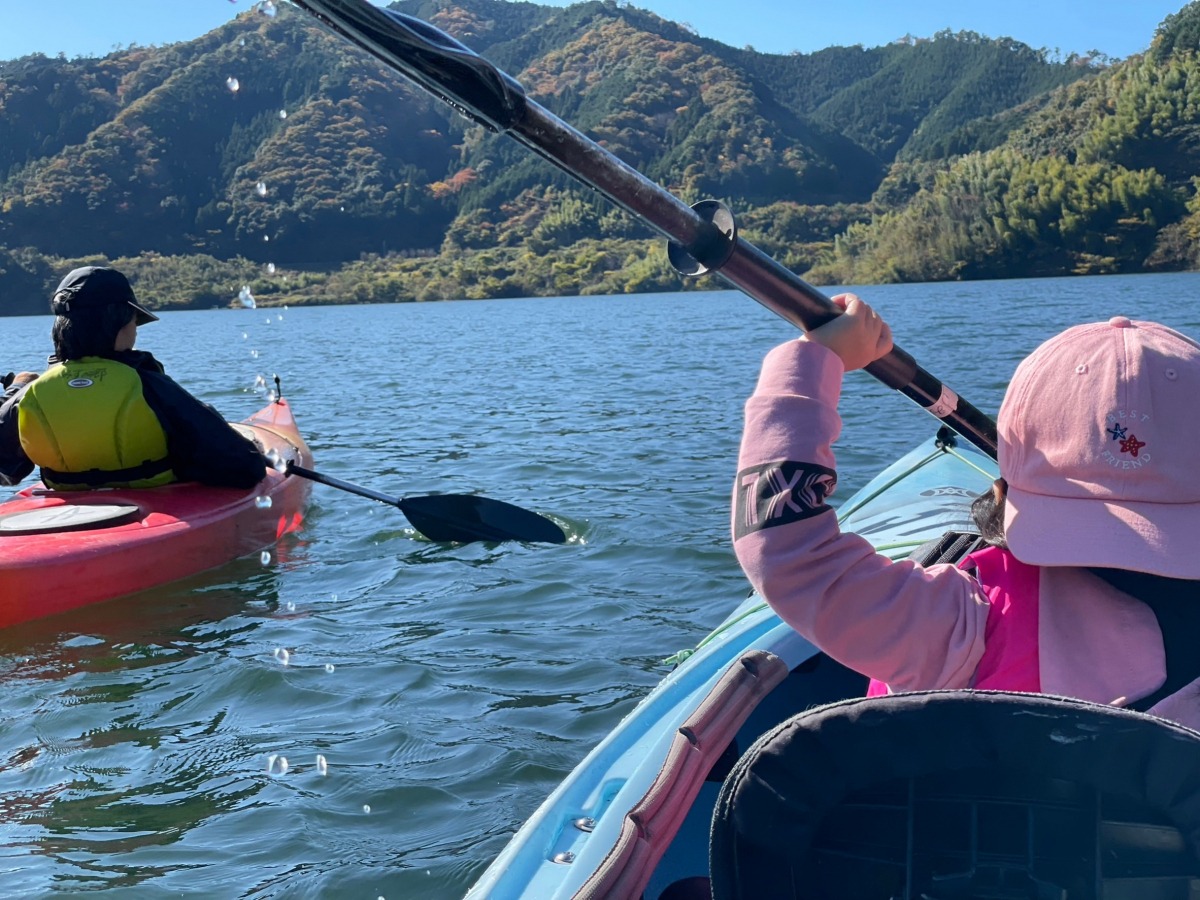 【岡山・鳥取】湖上カヤック体験＆「名探偵コナンに会える町」散策へ！家族で行く1泊2日のドライブ旅