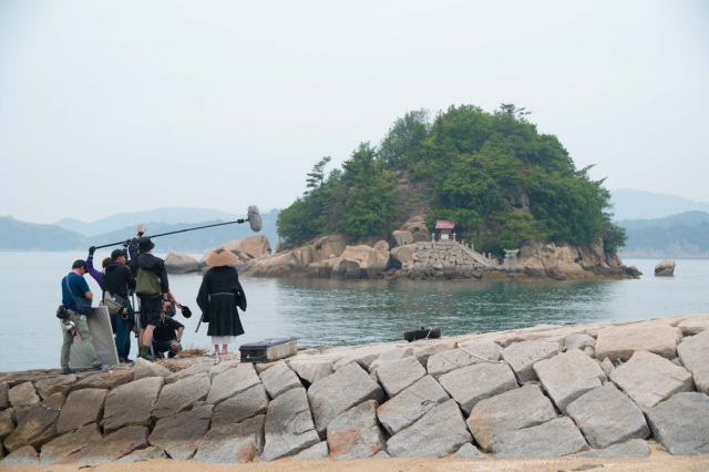 弁天島と防波堤