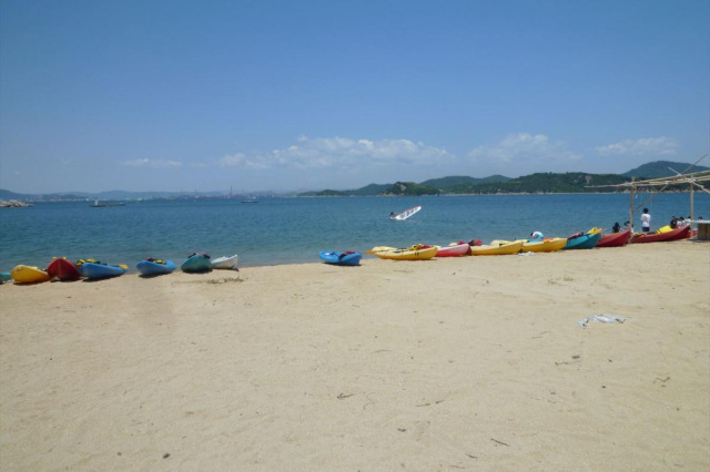 マリンスポーツも充実！白石島海水浴場