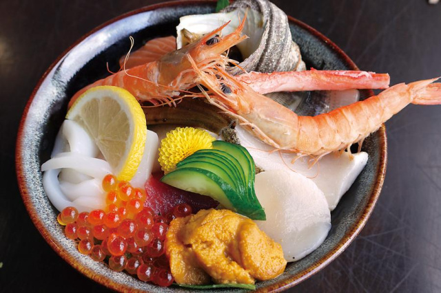 海鮮丼