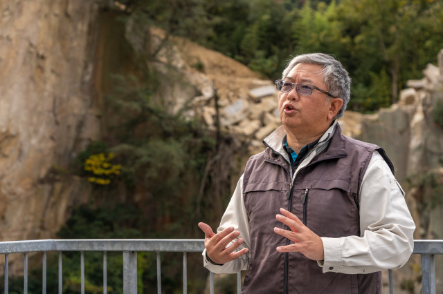 鶴田石材株式会社/鶴田康範さん