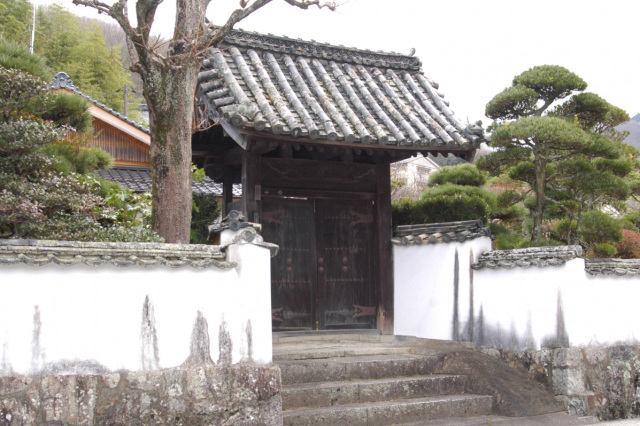 石火矢町ふるさと村（岡村邸の門）