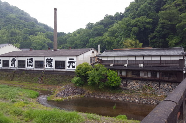 御前酒蔵元 辻本店