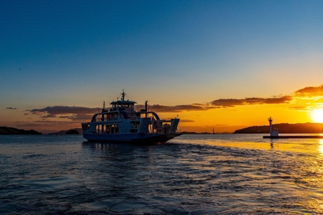 夕焼けクルージング納涼船【前島】