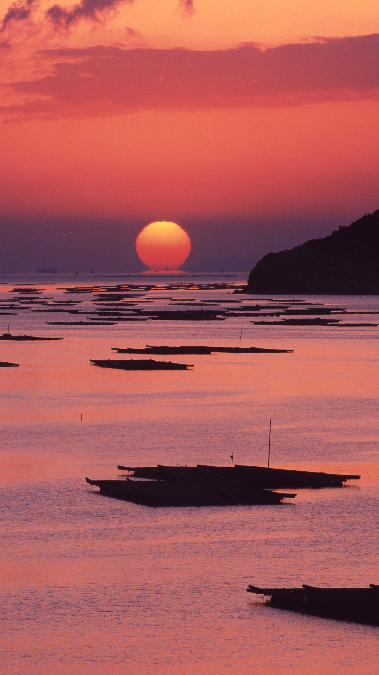 日本の朝日百選「虫明迫門の曙」
