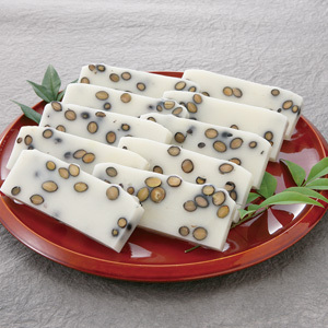 新庄村杵つきひめのもち（豆餅）