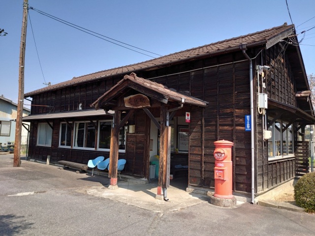 美作千代駅
