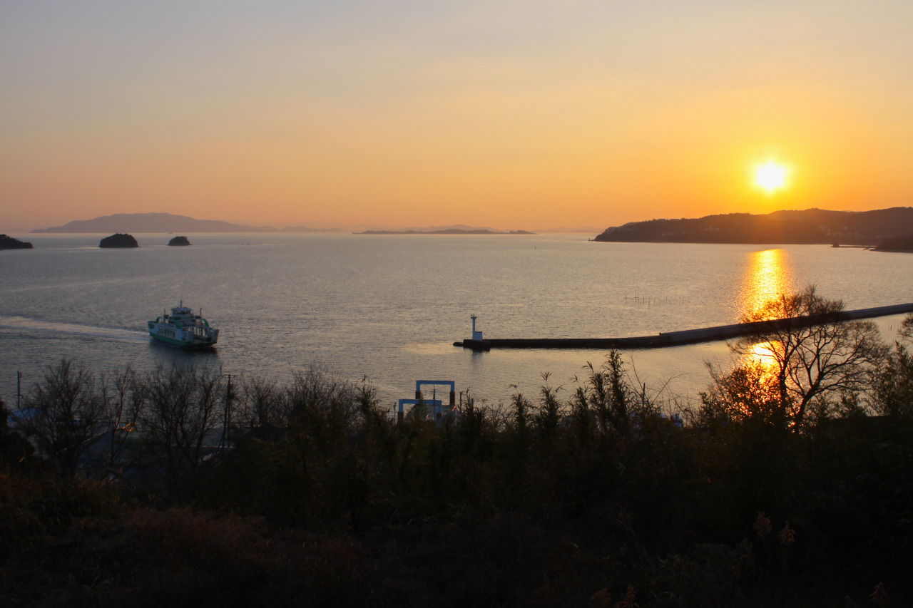 前島の夕日