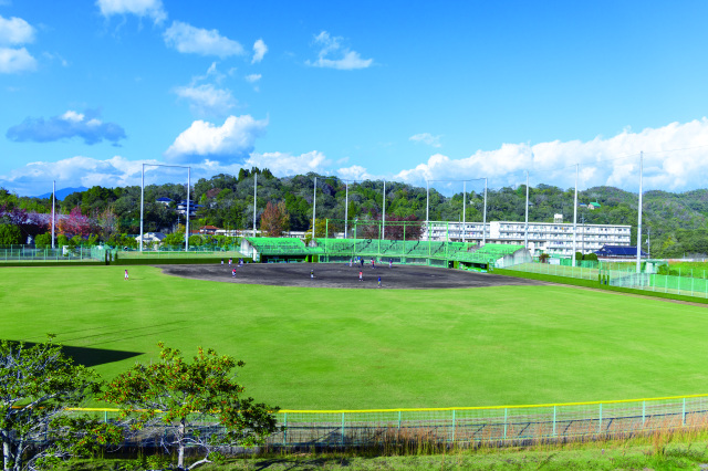 美作野球場