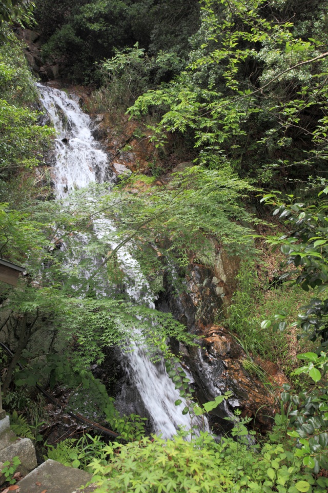 不動の滝（鳴滝）