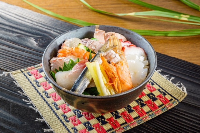おかやま鮨丼