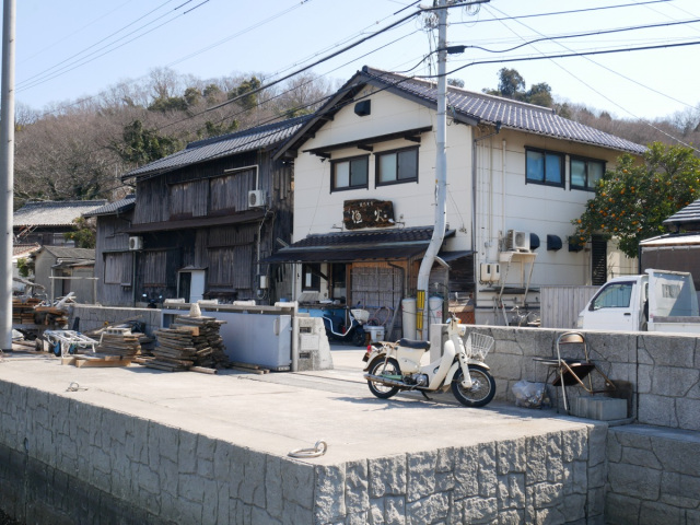 漁師小屋　漁火