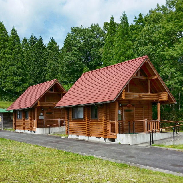のとろ温泉　山荘コテージ