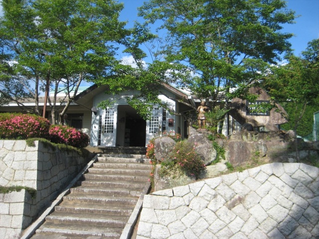 布都美林間学校