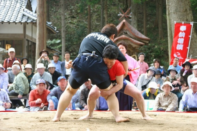 上齋原神社 奉納　おんな相撲大会