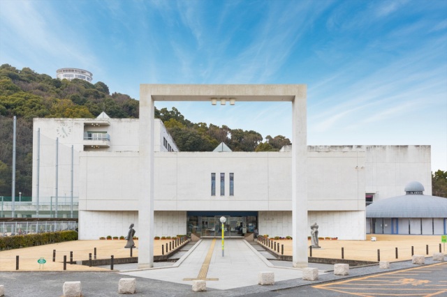 岡山県生涯学習センター