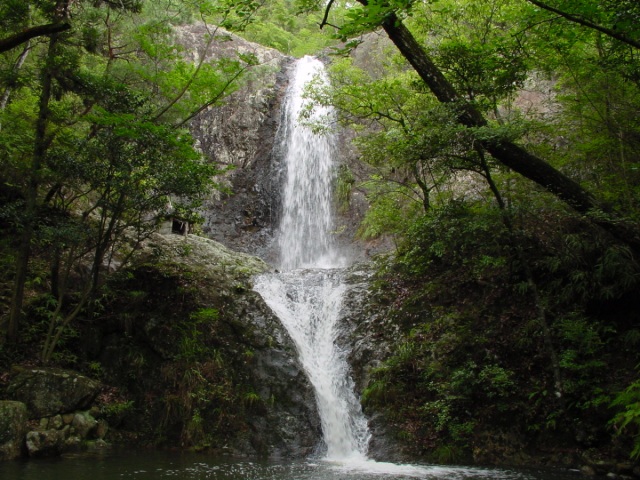 深谷の滝