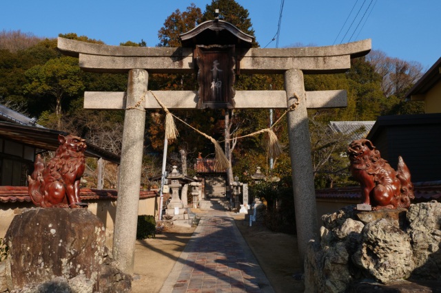 天津神社
