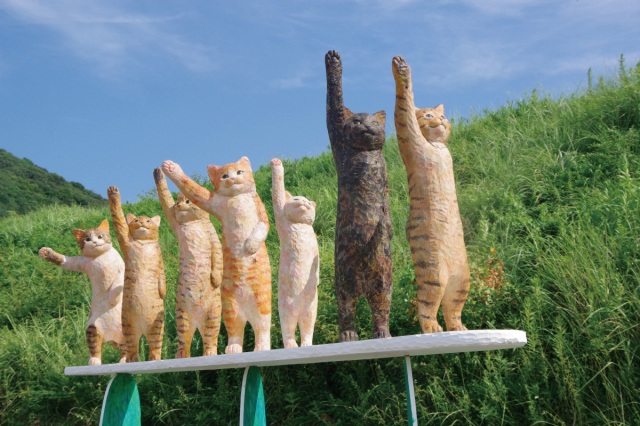 【瀬戸内市立美術館】花房さくら木彫展「猫、牛窓ニテ　～星ヲ…