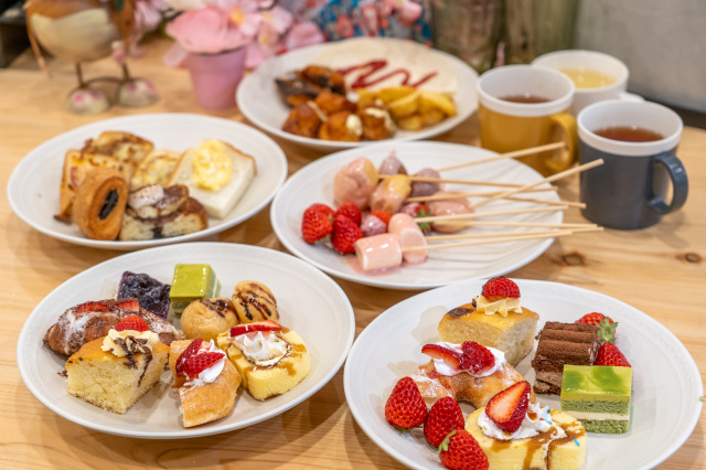 おかやま晴れの国食堂　苺祭り・スイーツビュッフェ