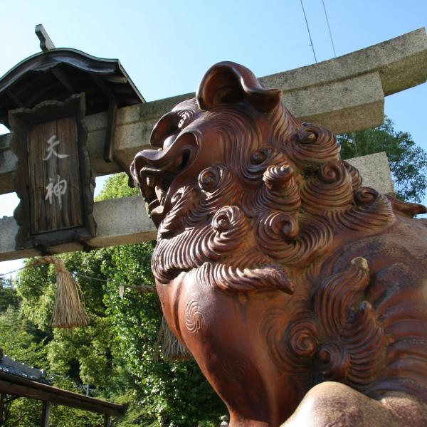 天津神社